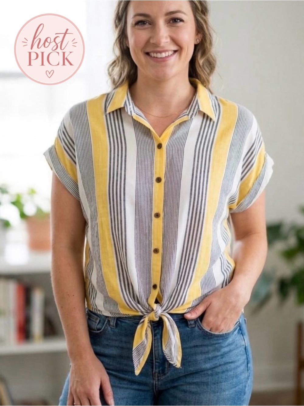 Love Notes short sleeve button-down blouse